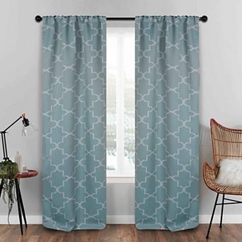 SUPERIOR Imperial Trellis Blackout Rod Pocket Curtain Set