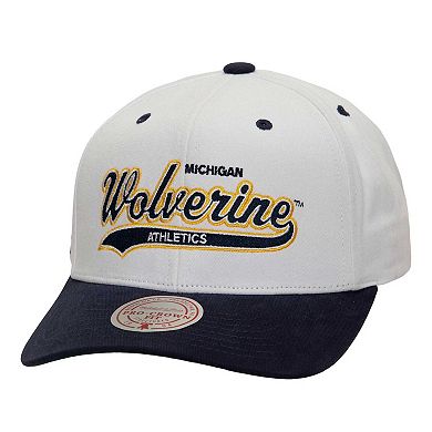 Men's Mitchell & Ness White/Navy Michigan Wolverines Tail Sweep Pro Snapback Hat