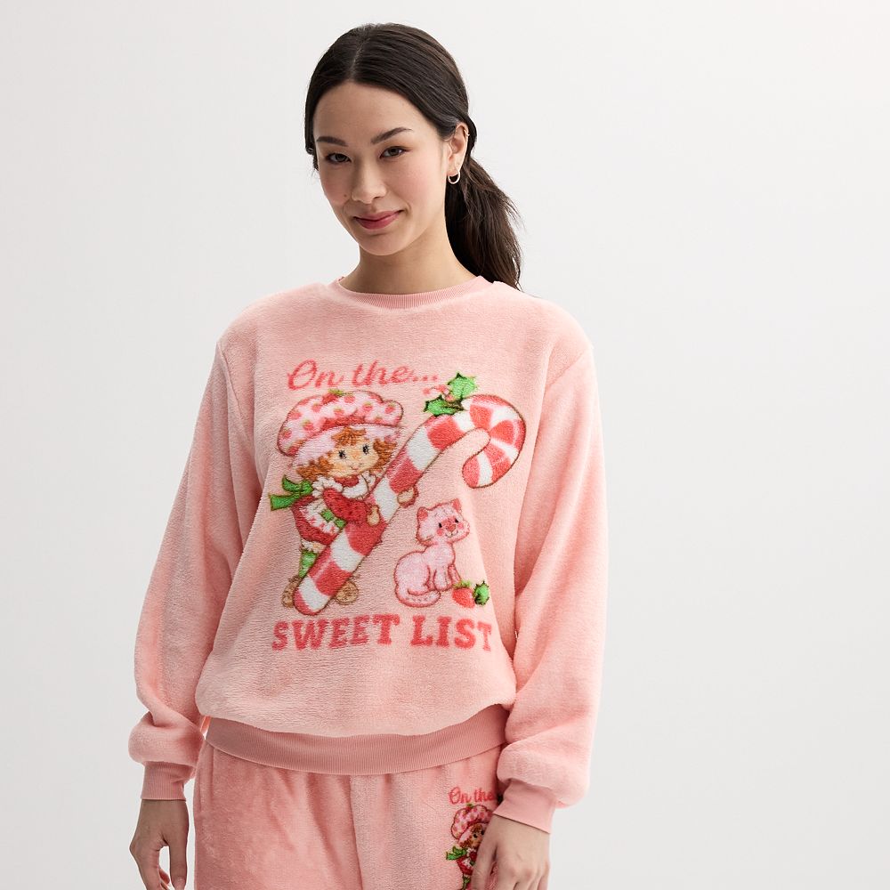Juniors' Strawberry Shortcake On The Sweet List Woobie Pullover