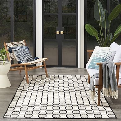 Nourison Reversible Indoor / Outdoor Geometric Rug