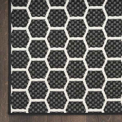 Nourison Reversible Indoor / Outdoor Geometric Rug