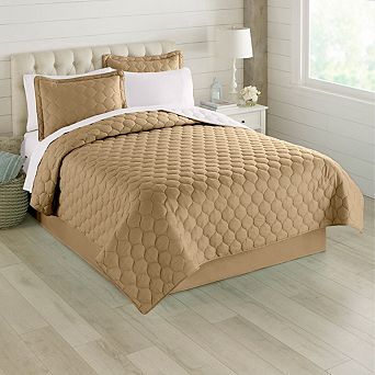 BrylaneHome BH Studio Reversible Quilt