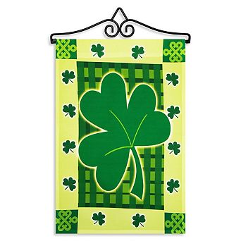 G128 Combo Set: Garden Flag Hanger And Garden Flag Large Clover 12"x18"