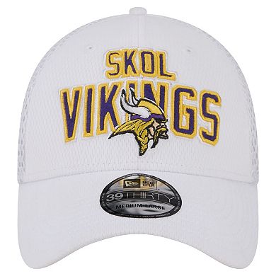 Men's New Era White Minnesota Vikings Breakers 39THIRTY Flex Hat
