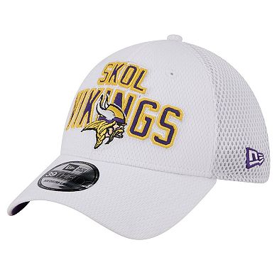 Men's New Era White Minnesota Vikings Breakers 39THIRTY Flex Hat
