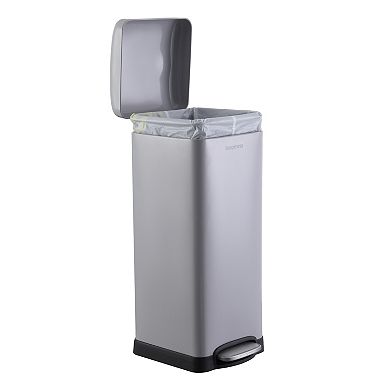 Betty Retro 8-gallon Step-open Trash Can