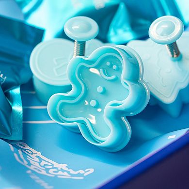 The Cookie Cups Winter Wonderland Cookie Baking Kit