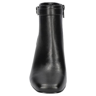 Easy Street Winnipeg Women's Block Heel Ankle Boots