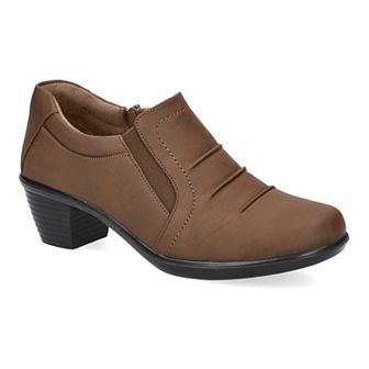 Easy Street Chipper Women's Comfort Shooties