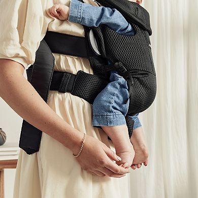 BabyBjorn Free Baby Carrier