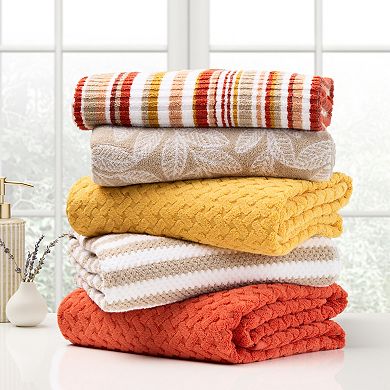 Caro Home Cayenne Striped Bath Towel