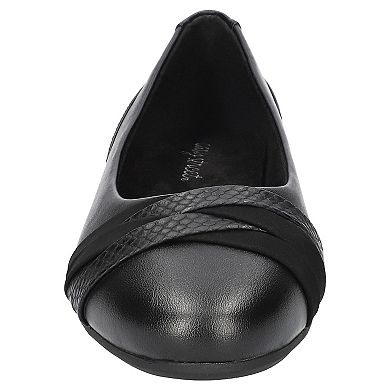 Easy Street Kylie Women's Comfort Ballet Flats