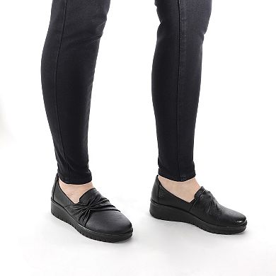Easy Street Women's Faith Comfort Bow Detail Slip-on Shoes