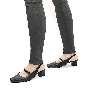 Easy Street Women's Cameo Square Toe Slingback Pumps