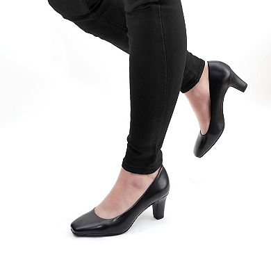 Easy Street Poet Women's Square Toe Pumps