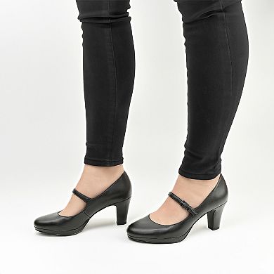 Easy Street Women's Zest Mary Jane Platform Pumps