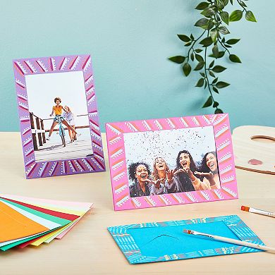 50 Pack Cardboard Picture Frames With Easel Stand, 10 Rainbow Colors, 4x6 In