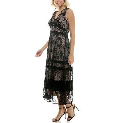 Women's Taylor Flocked Velvet Floral V Neck Dress