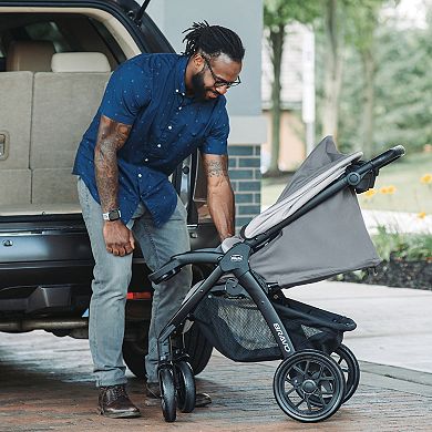 Chicco Bravo LE 3-in-1 Trio Travel System