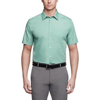 Men's Van Heusen Poplin Short Sleeve Dress Shirt