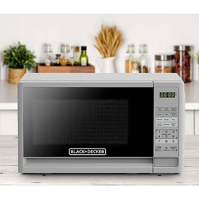 BLACK+DECKER™ EM720CFOW Digital Microwave