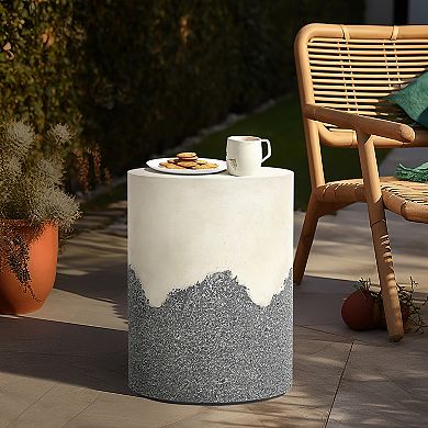 LuxenHome Gray And White Cement Round Outdoor Side Table