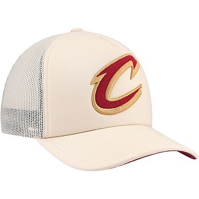 Men's Mitchell & Ness Cream Cleveland Cavaliers Trucker Adjustable Hat