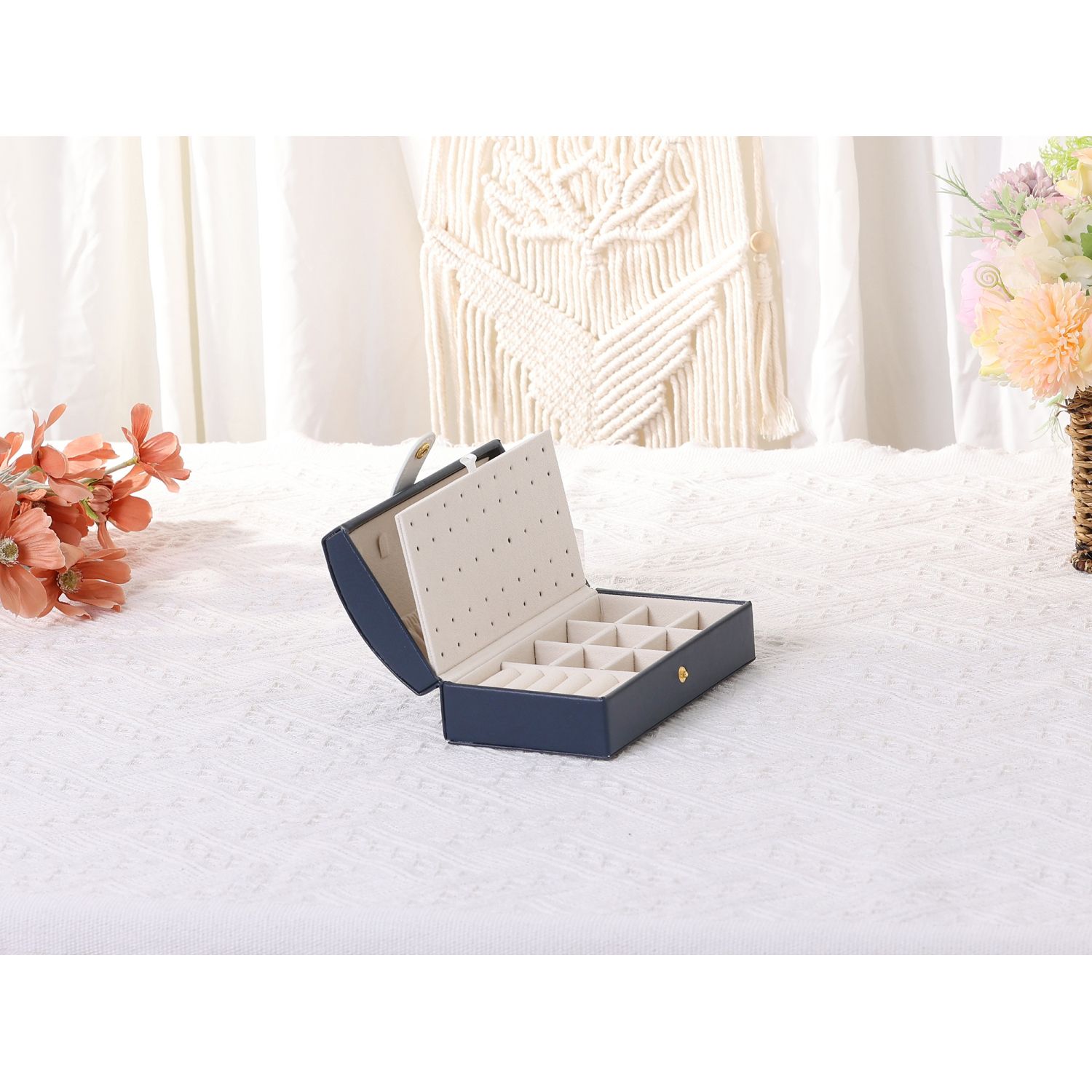 Dajasan Mini Travel Jewelry Case, Small Portable Travel