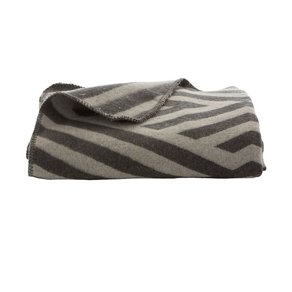 Discover Europe Luxury Geo Throw Blanket - Black