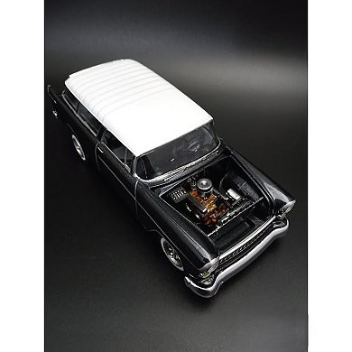 Round 2 AMT 1955 Chevy Nomad 1:25 Scale Model Kit