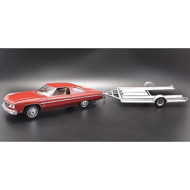 Round 2 MPC: 1:25 Scale Model Kit - 1976 Chevy Caprice w/Trailer 2T - 114+ Parts - Age 14+