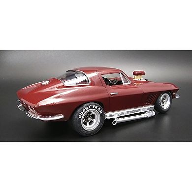 Round 2 MPC: 1:25 Scale Model Kit - 1967 Chevy Corvette Stingray Streaker Vette - 105+ Parts, Unpainted Replica Muscle Car