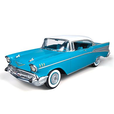 Round 2 AMT 1957 Chevy Bel Air Scale Model Kit