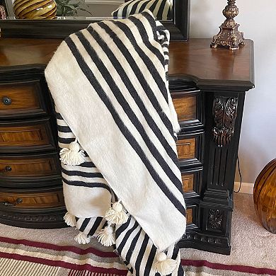 Beldinest Moroccan Wool Blanket: Hand-woven, Off-white With Stripes - 118"x78