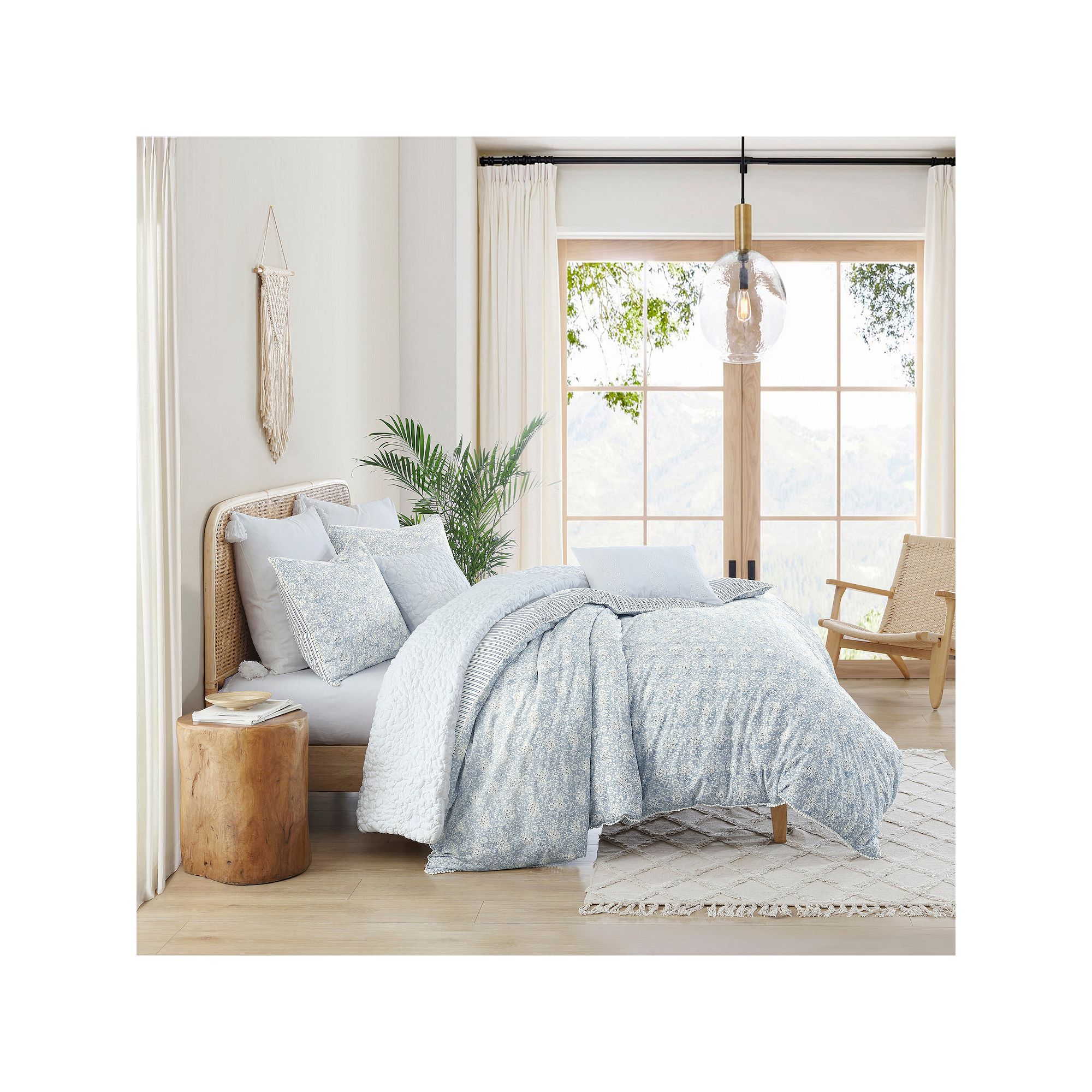 Peri Ikat Eyelet Comforter Set, Blue