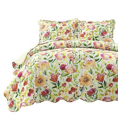 Lush Decor Leilani Watercolor Scallop Edged Floral 3-pc. Quilt Set