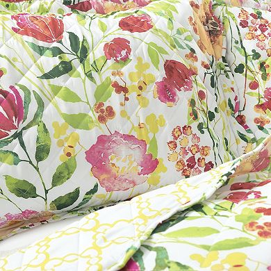Lush Decor Leilani Watercolor Scallop Edged Floral 3-pc. Quilt Set