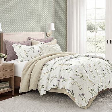 Lush Decor Watercolor Wildflower Scallop Edged Floral Quilt Set