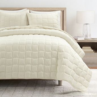 Lush Decor Cloud Gauze Pearl White Quilt Set