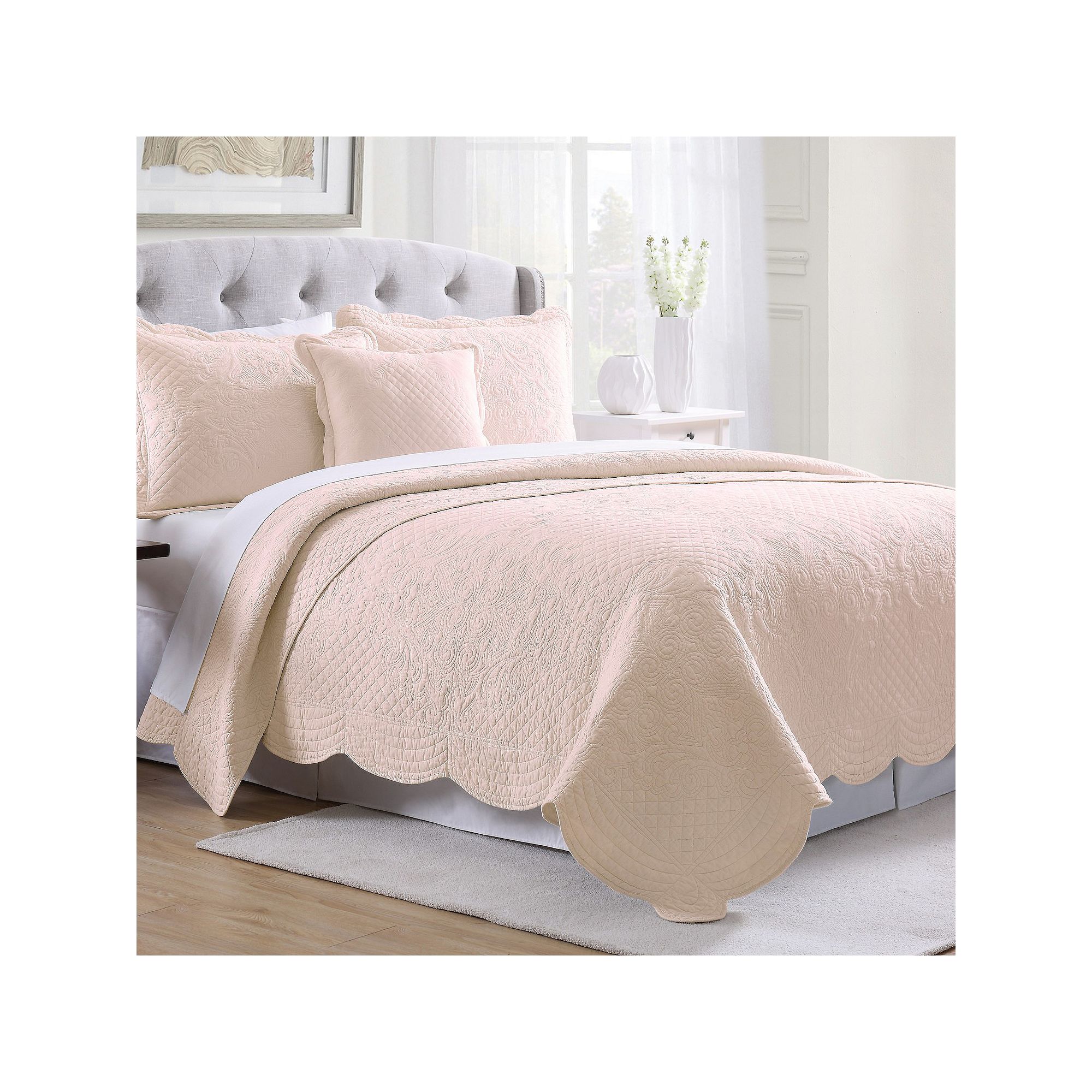 American Traditions French Tile Scalloped Quilt Set with Shams, White Blush