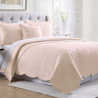 American Traditions French Tile Scalloped Quilt Set with Shams