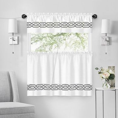 Achim Buono II Carrie Decorative Adjustable Curtain Rod & Finial Set