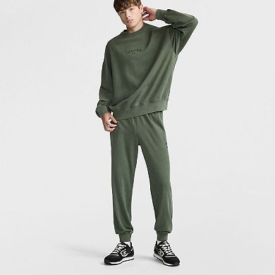 Men's Champion® Vintage Wash Crewneck Sweatshirt