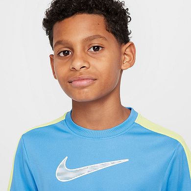 Boys 8-20 Nike Trophy23 Dri-FIT Short Sleeve Tee