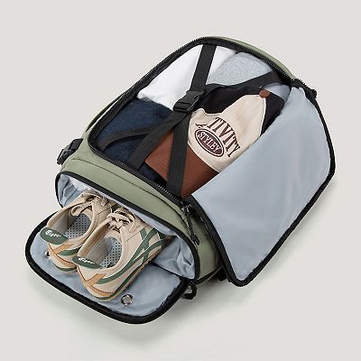 BAGSMART Blast Travel Backpack