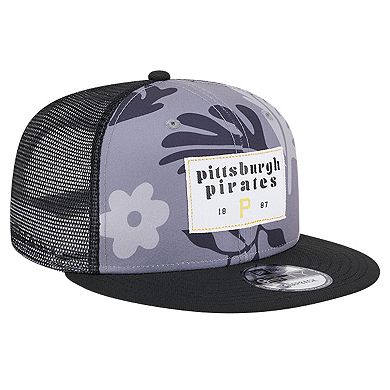 Men's New Era Black Pittsburgh Pirates Bikini Bottom Trucker 9FIFTY Snapback Hat