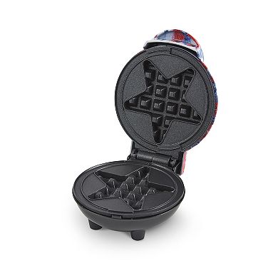 Dash Mini Americana Waffle Maker