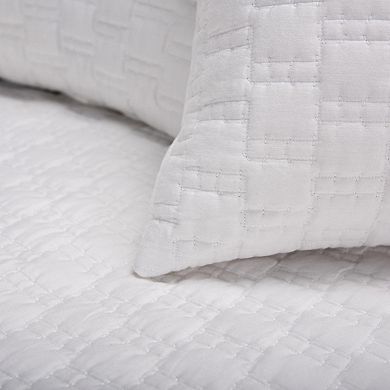 Rizzy Home Geo Quilt Set with Shams