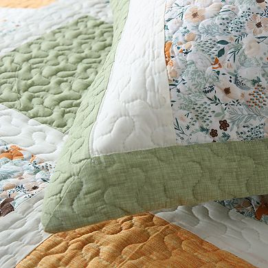 Marcielo 3 Piece Handcrafted Christmas Patchwork Vintage Style Holiday Cotton Quilt Set
