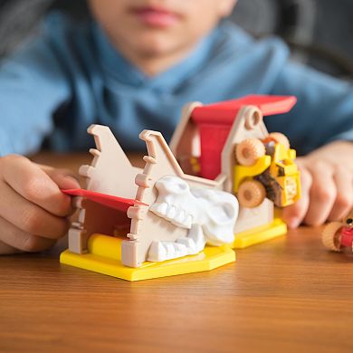 Monster Jam Mini Earthshaker Boneyard Blaster Playset